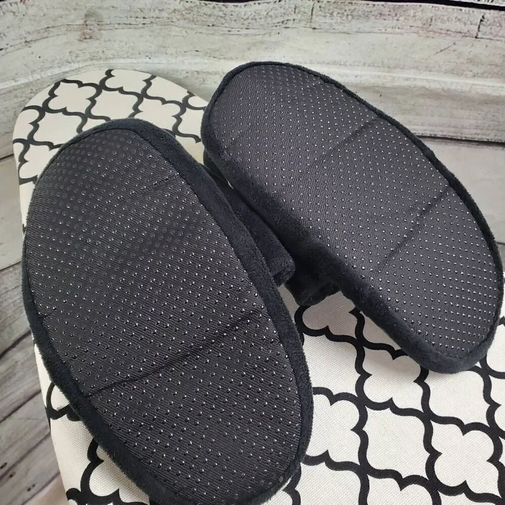 Pittsburgh Penguins Unisex Slippers Ages 3+